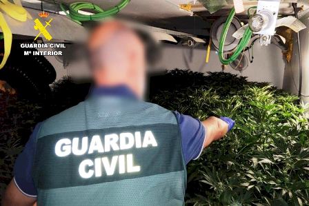 guardia civil calpe drogenlabor foto